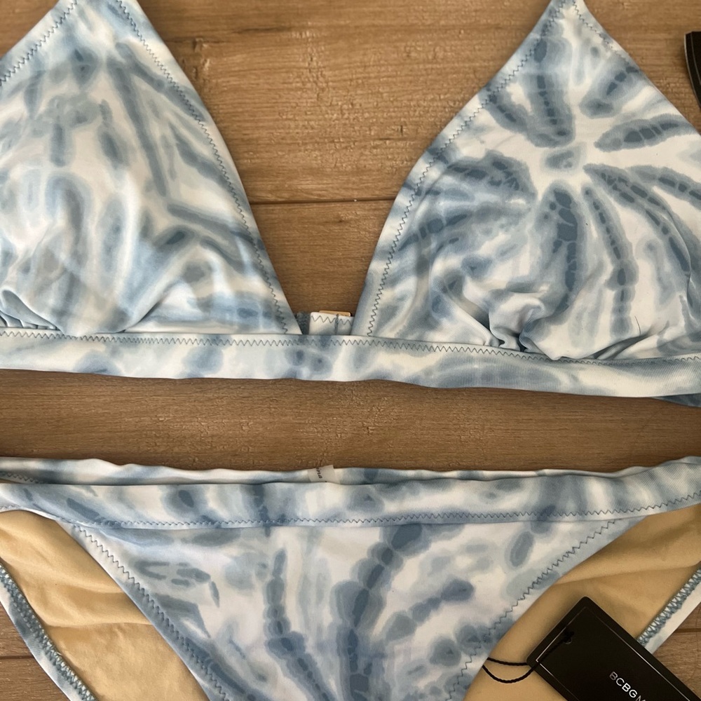 BCBG bikini - Picture 2 of 3